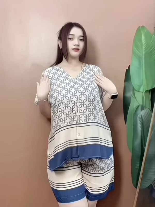 Premium Printed Two-Piece Lounge Set - Image 2